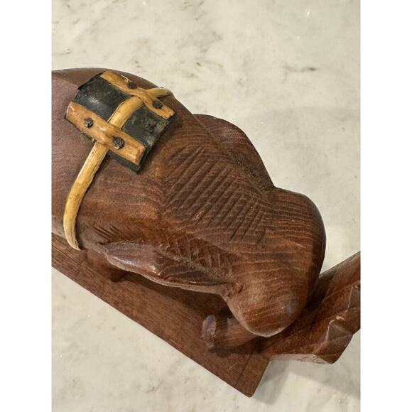 Vintage Hand Carved Bohemian Wooden Smiling Elephant Bookend 6.5"‎ Tall 8" Long - Picture 6 of 8